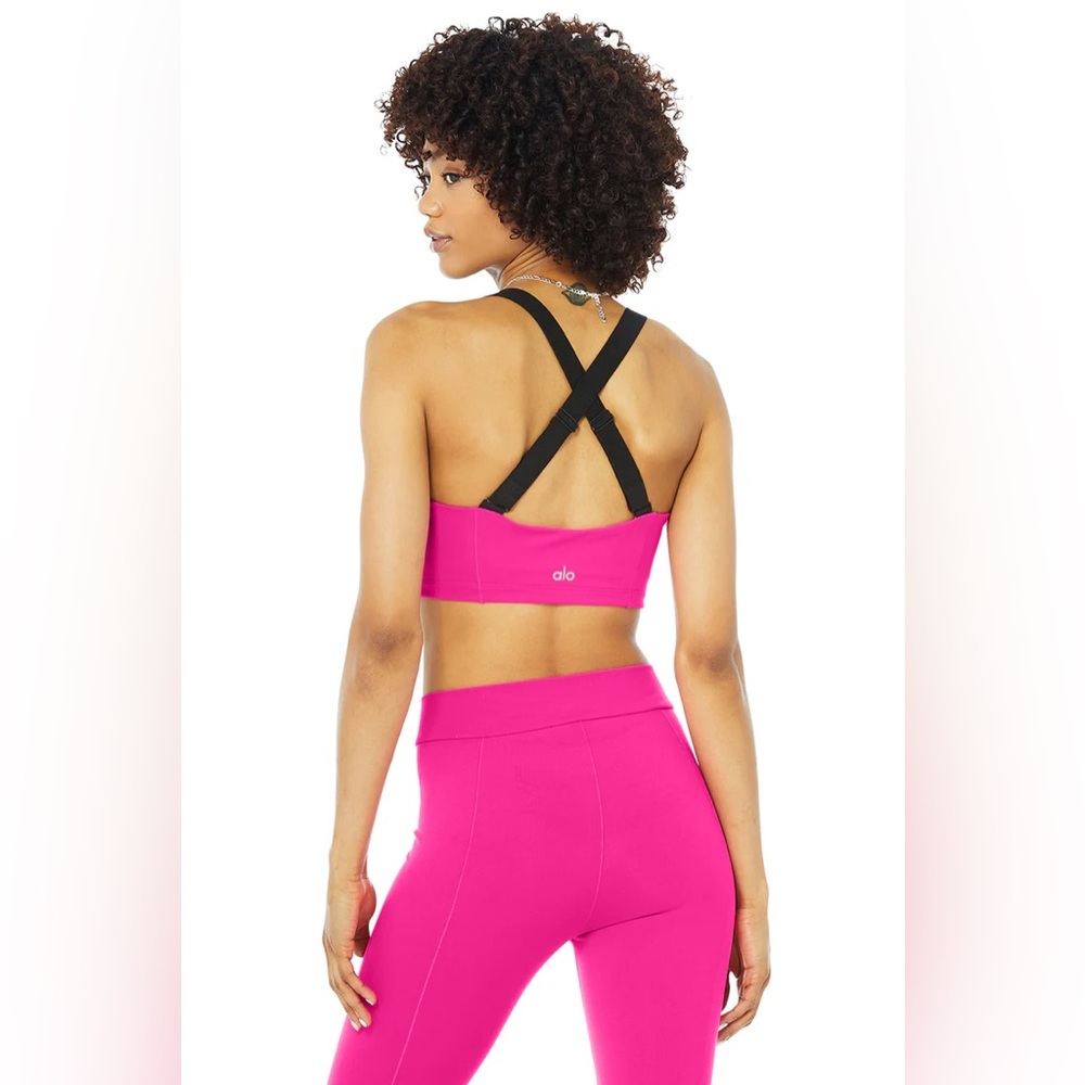 NWOT! Alo Yoga ‘Visionary Bra’